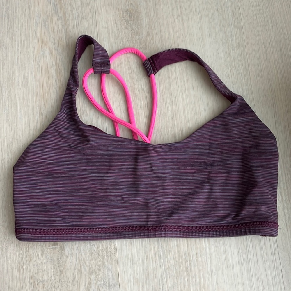 Lululemon free to be bra. Light support.